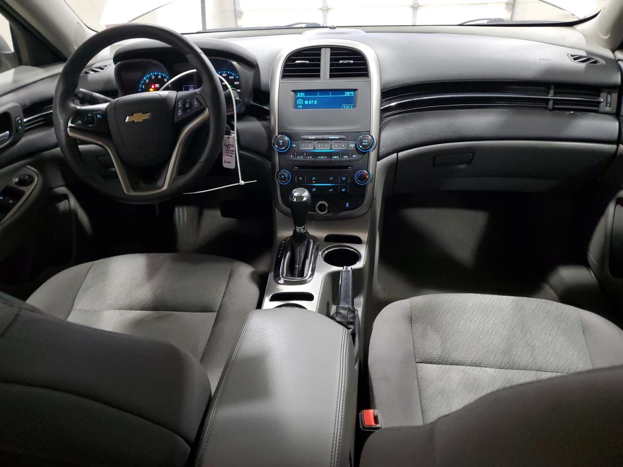 2015 Chevrolet Malibu - Image 8