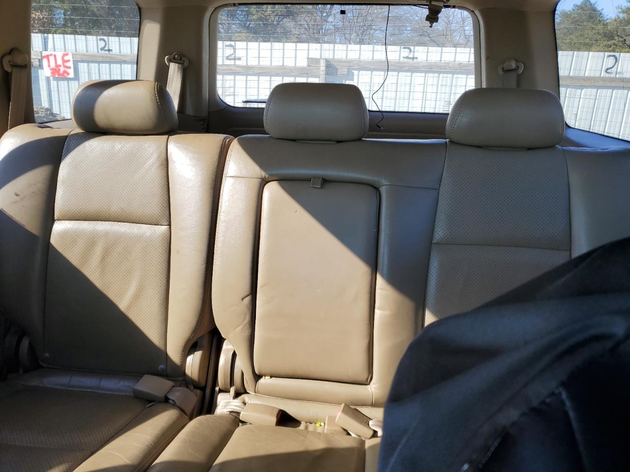 2004 Honda Pilot - Image 10