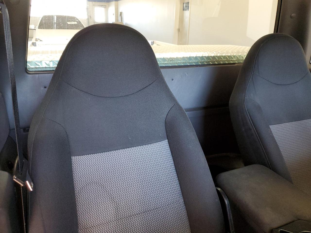 2003 Ford Ranger - Image 10