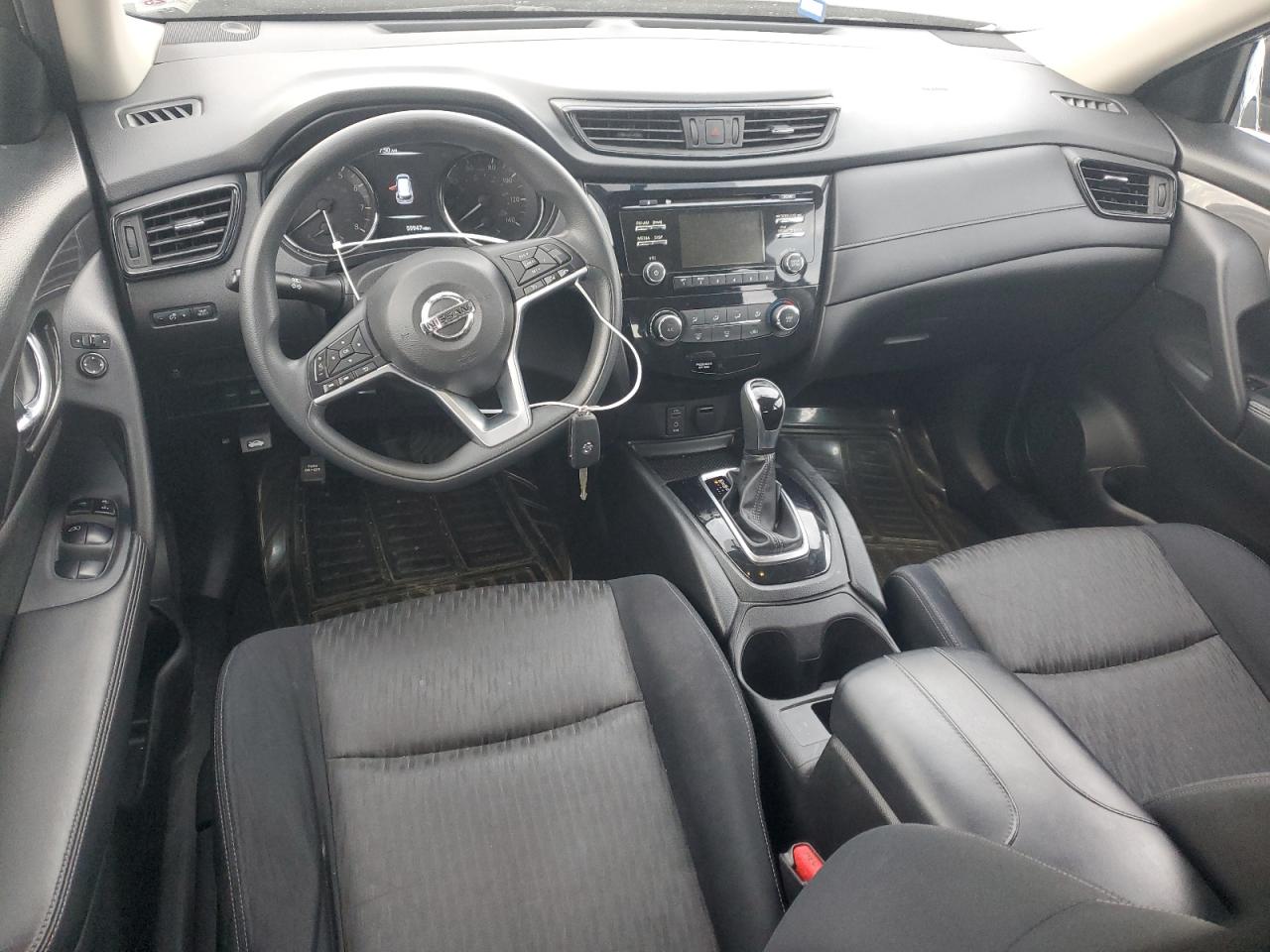 2017 Nissan Rogue - Image 8