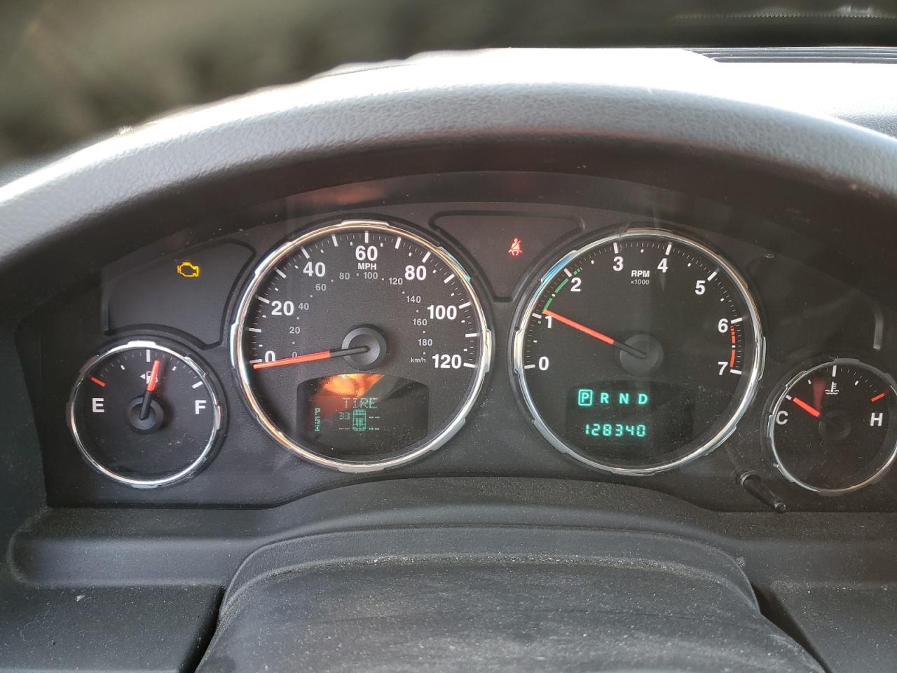 2012 Jeep Liberty (North America) - Image 9