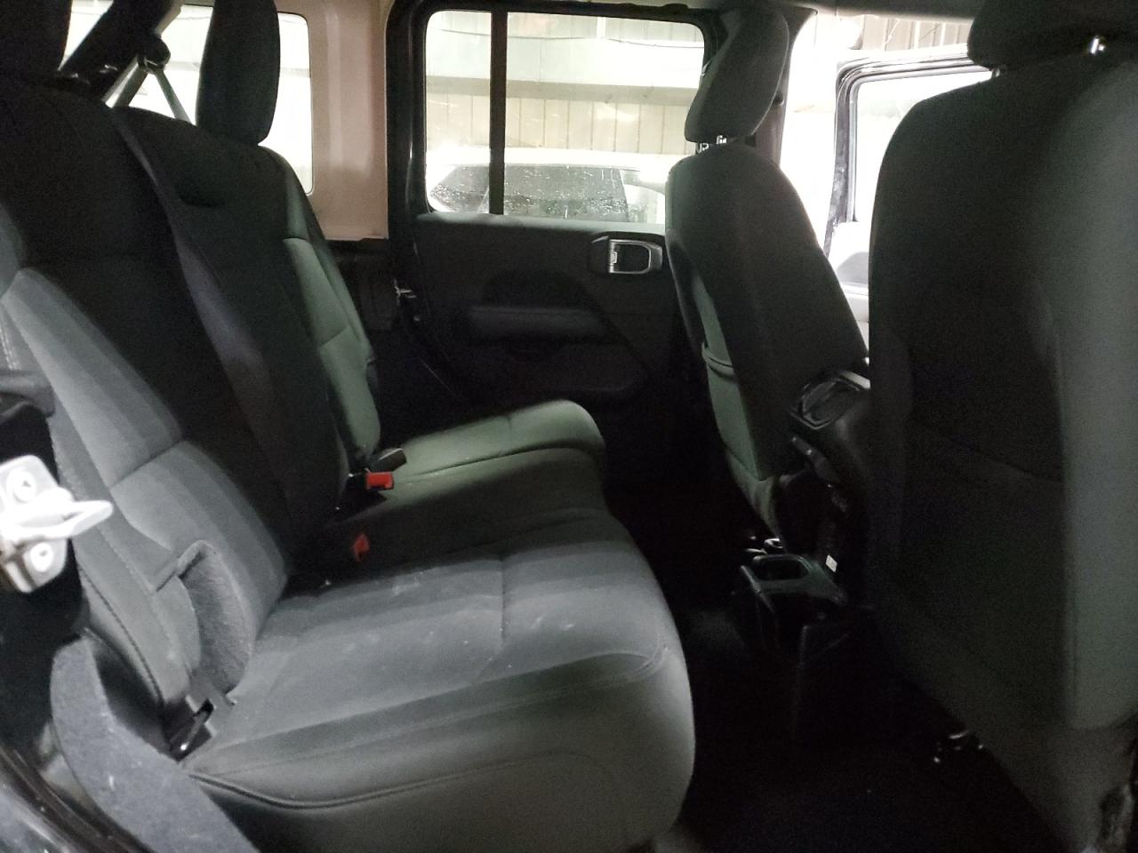 2019 Jeep Wrangler - Image 12