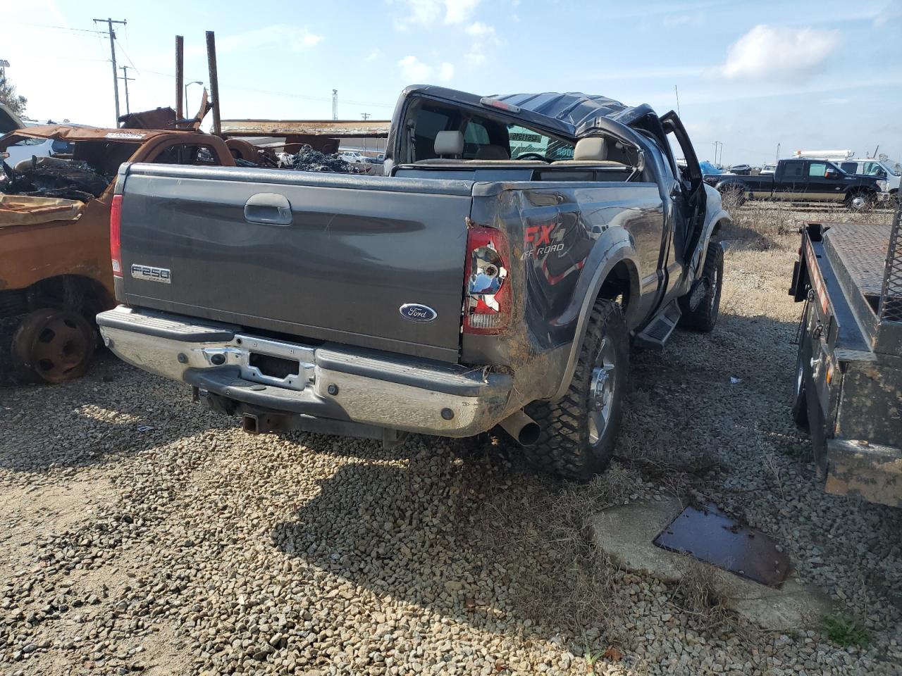 2006 Ford F250 - Image 4
