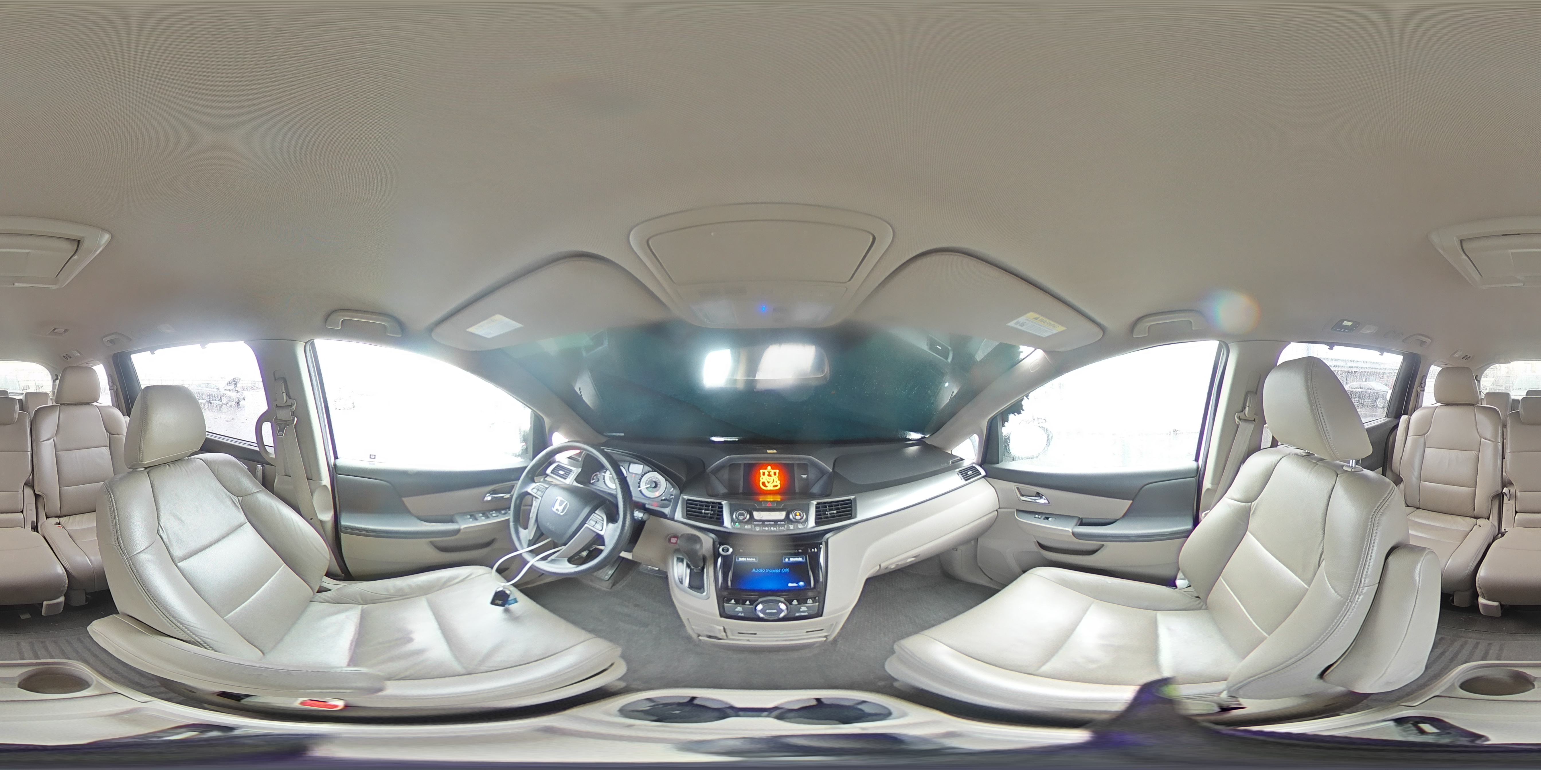 2017 Honda Odyssey - Image 13