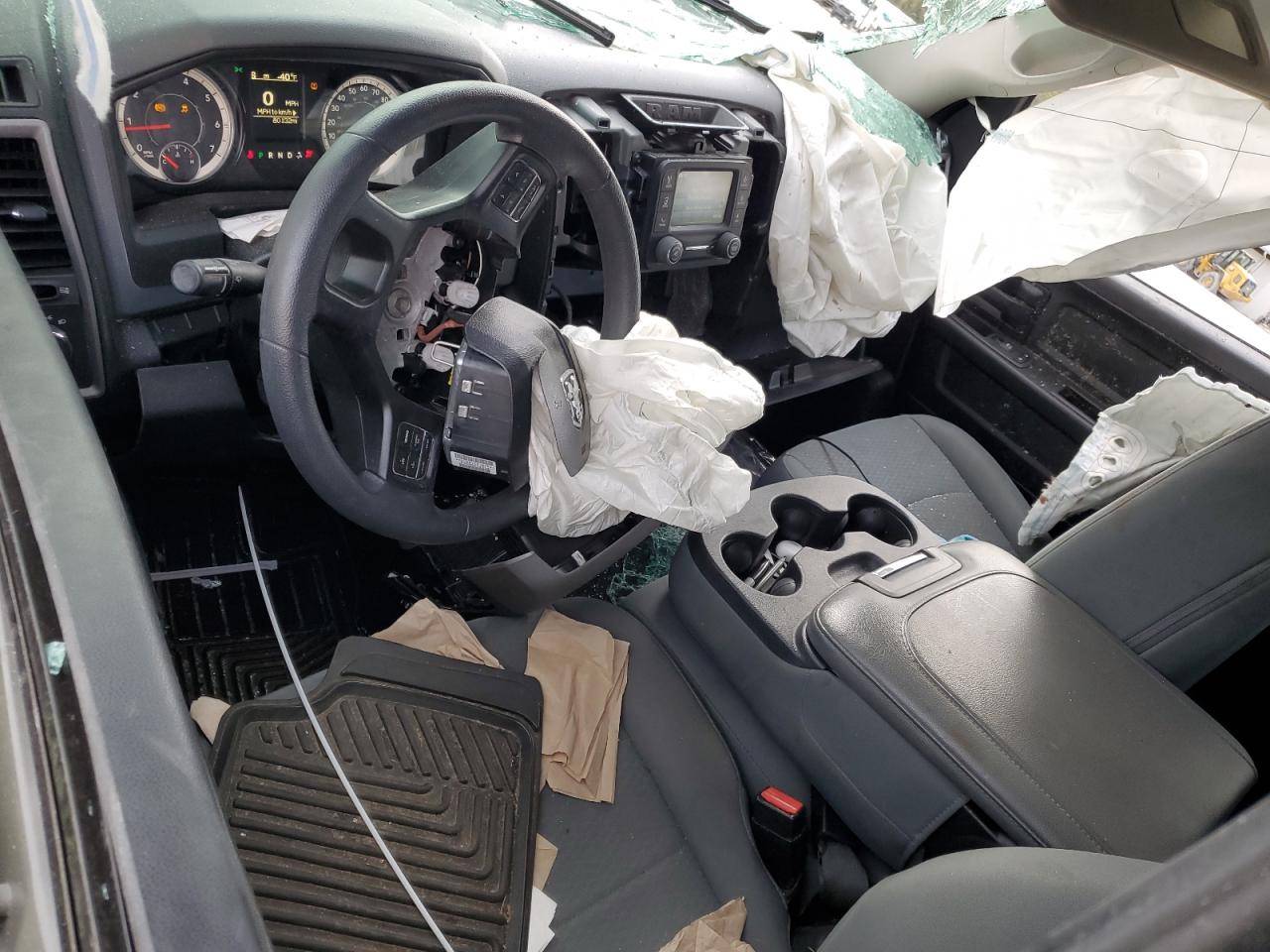 2019 RAM 1500 - Image 8