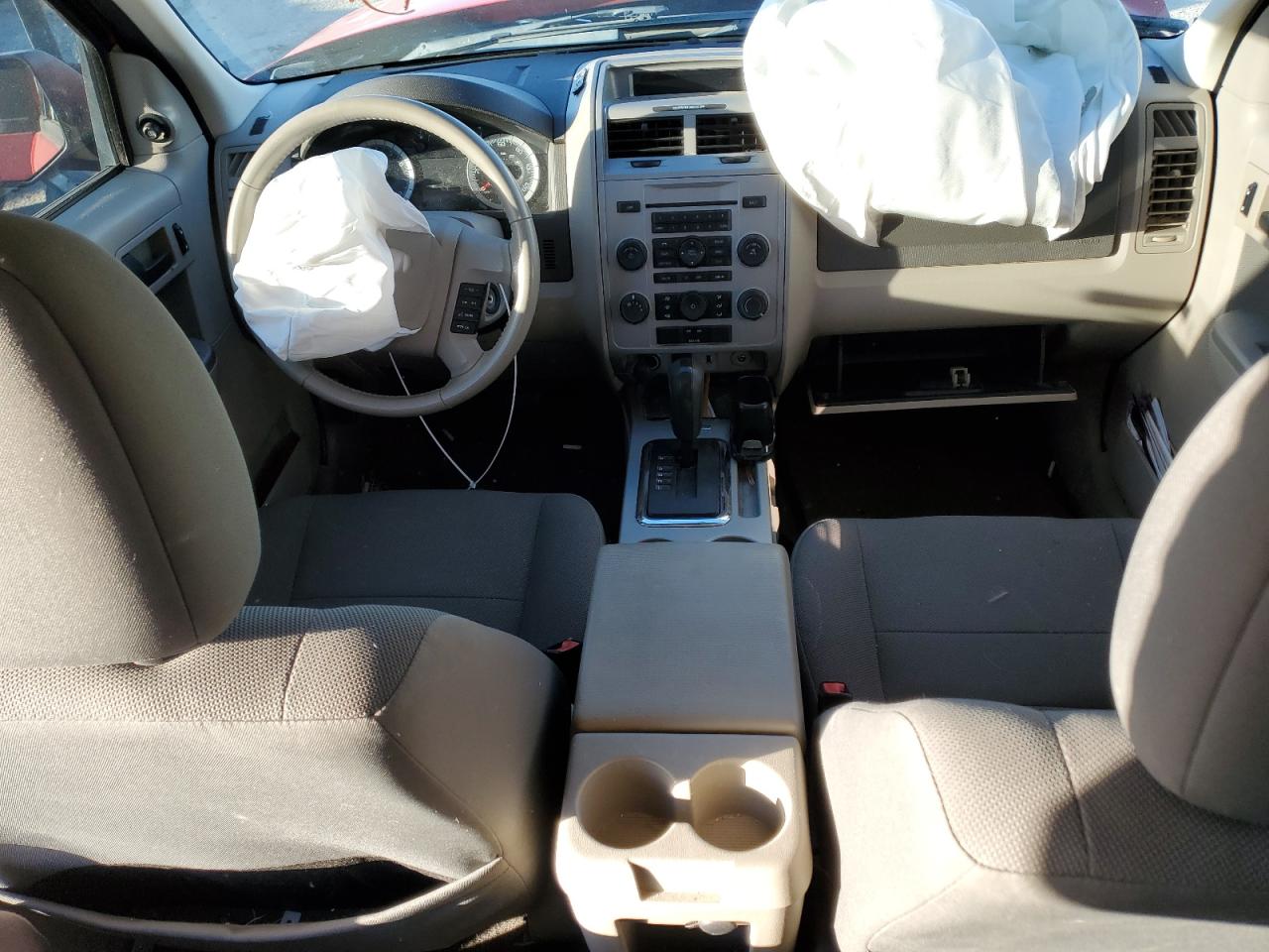 2009 Ford Escape - Image 8