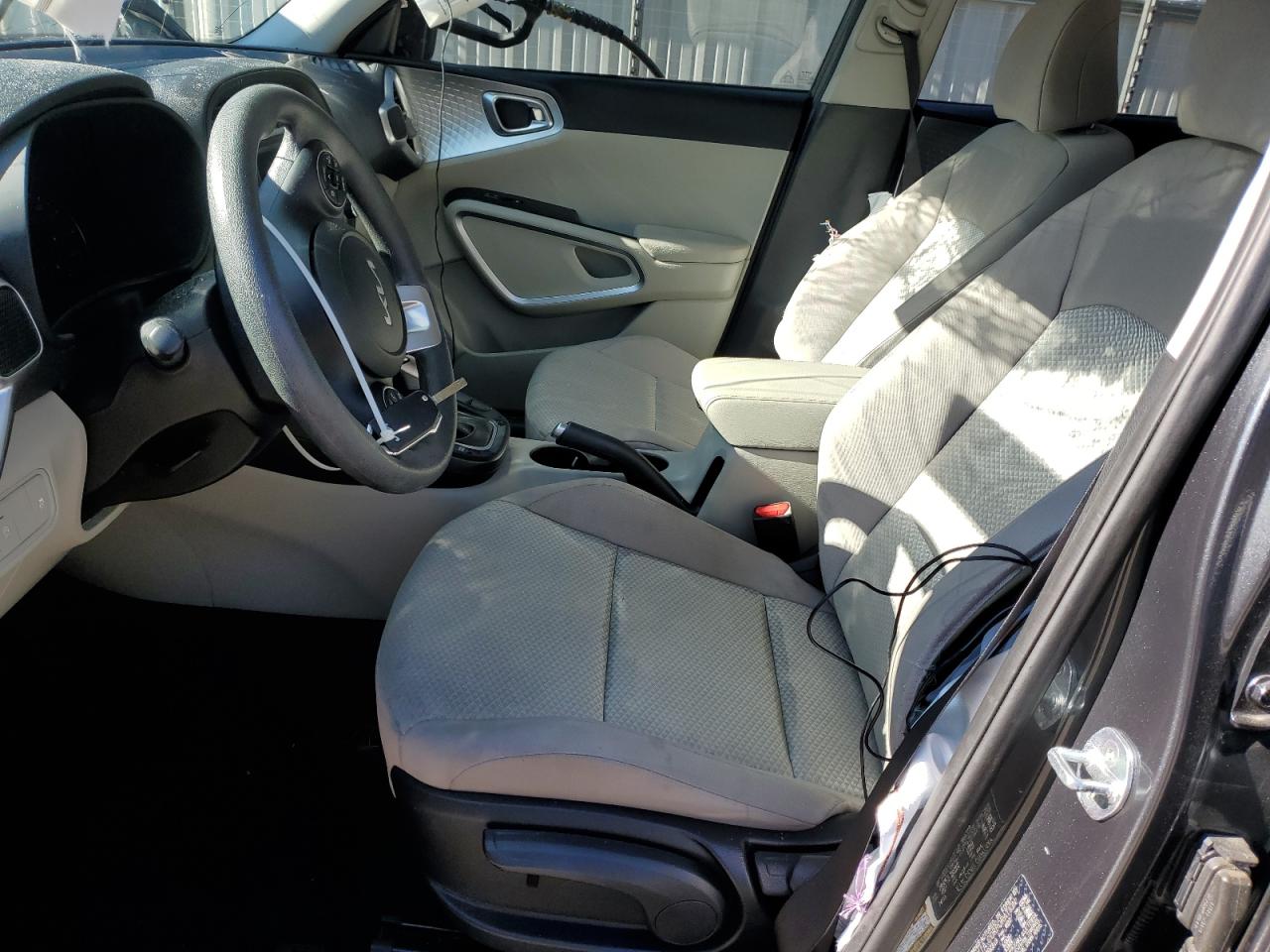 2022 Kia Soul - Image 7