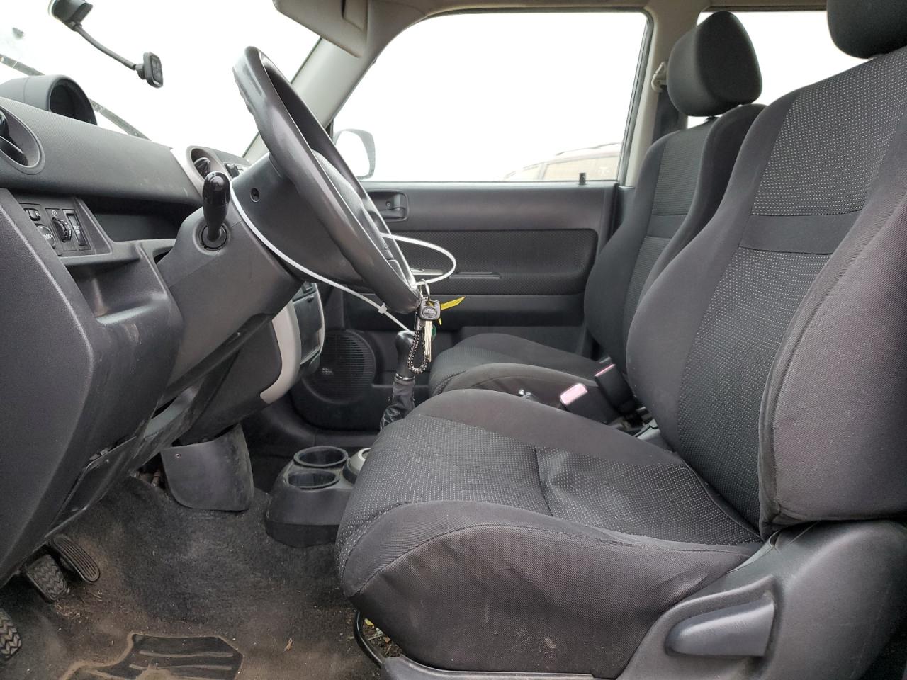 2005 Toyota xB - Image 7