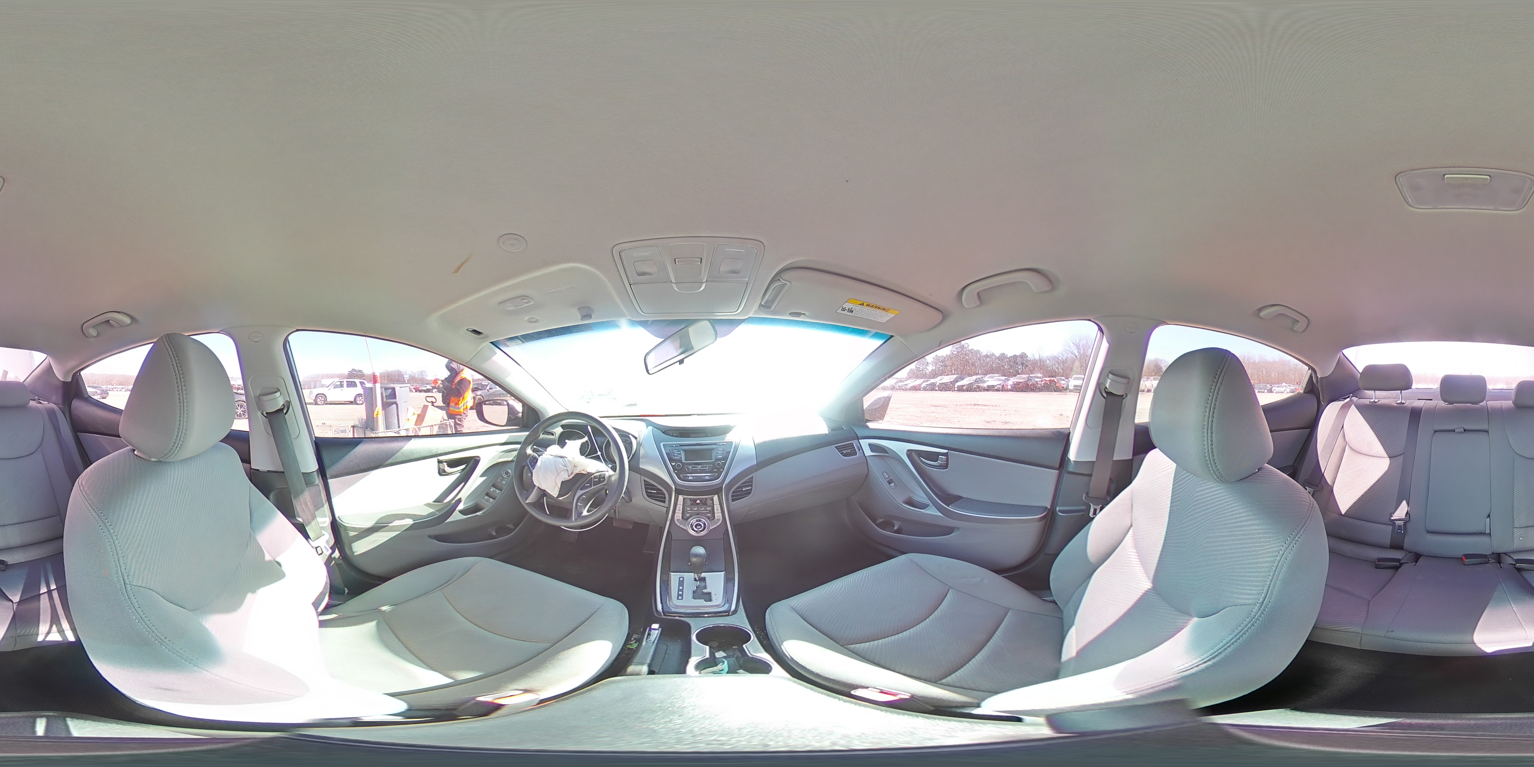 2013 Hyundai Elantra - Image 12