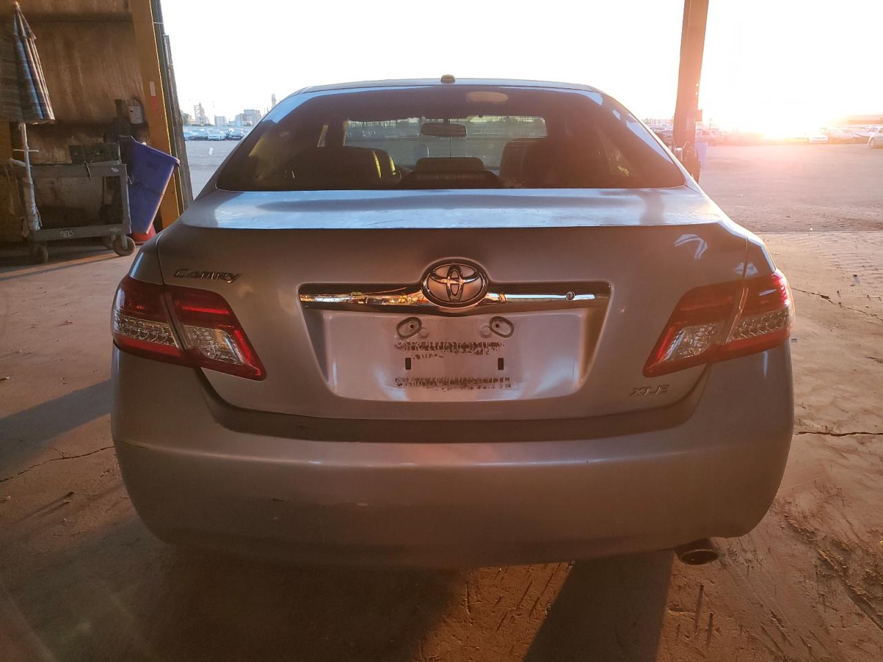2011 Toyota Camry - Image 6