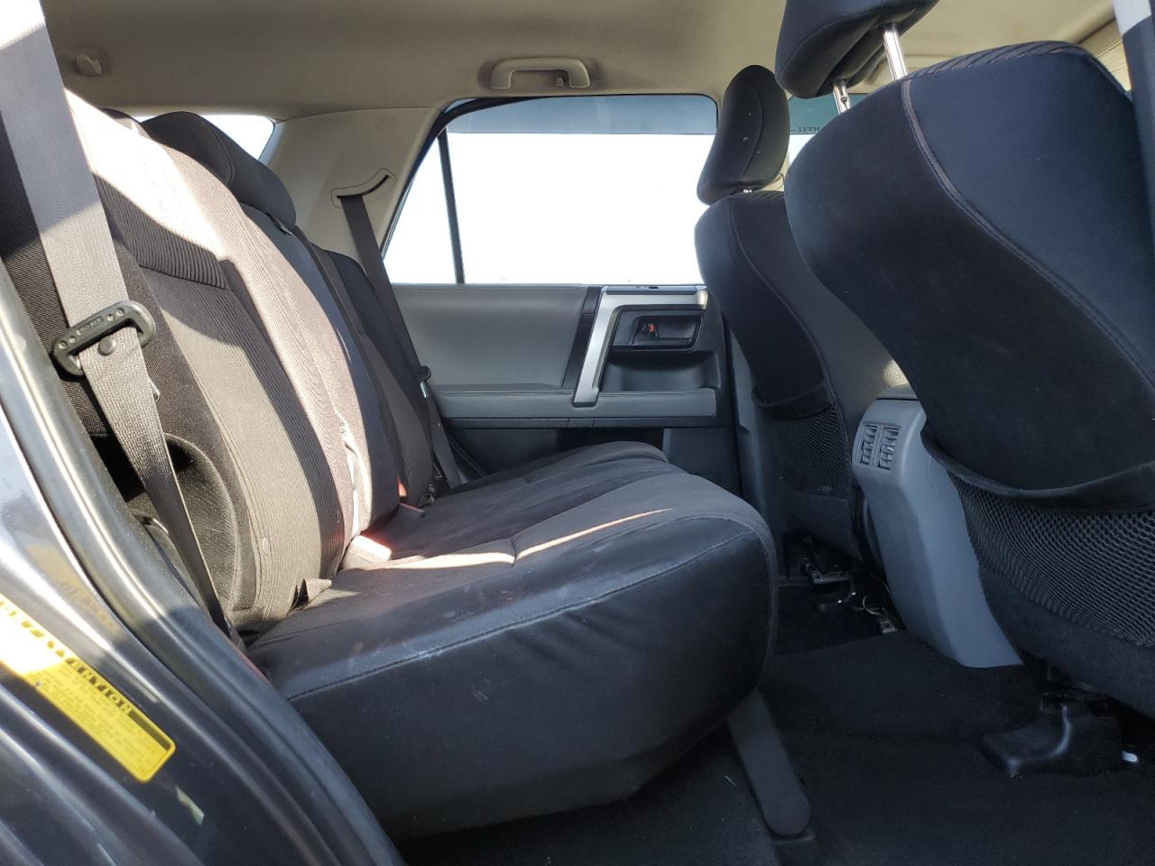 2011 Toyota 4Runner - Image 11