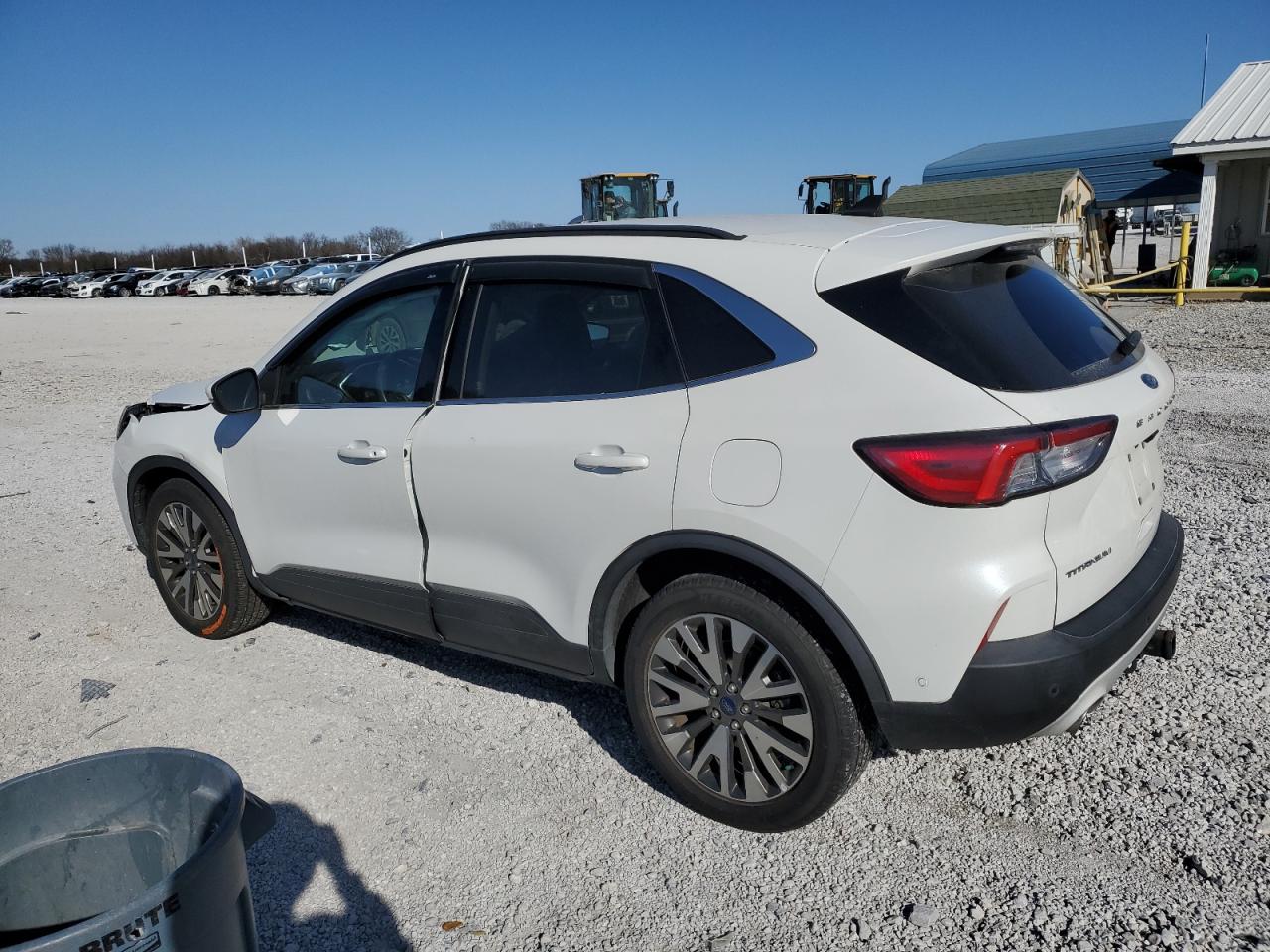 1FMCU9J94LUB16023 FORD ESCAPE 2020