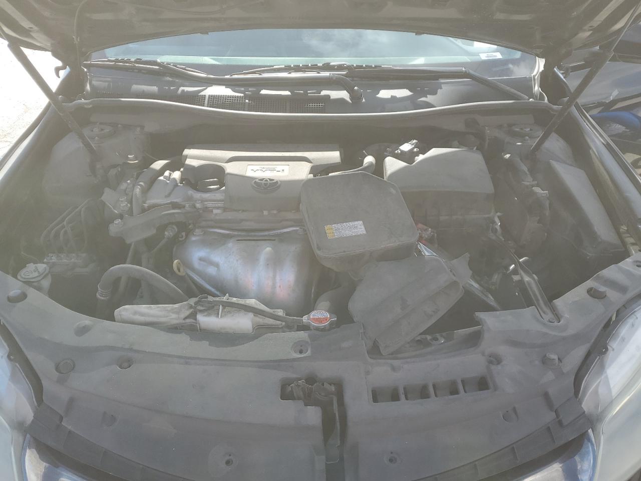 2016 Toyota Camry - Image 13