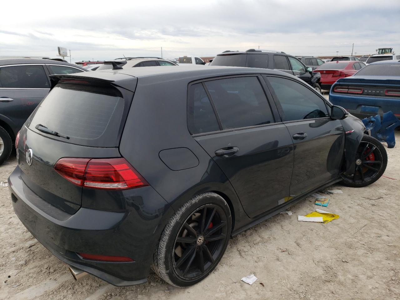 2019 Volkswagen GTI - Image 3