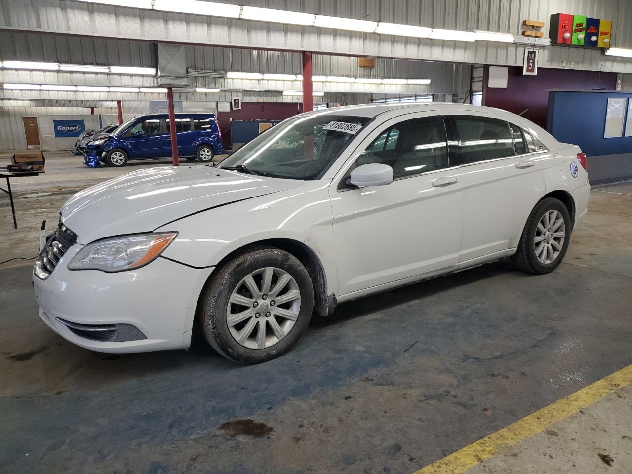 2013 Chrysler 200 - Image 1