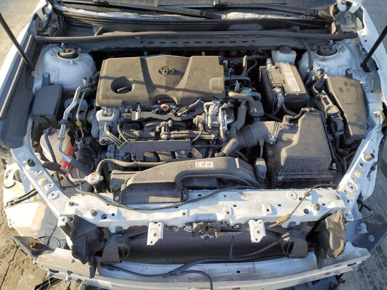 2019 Toyota Camry - Image 11