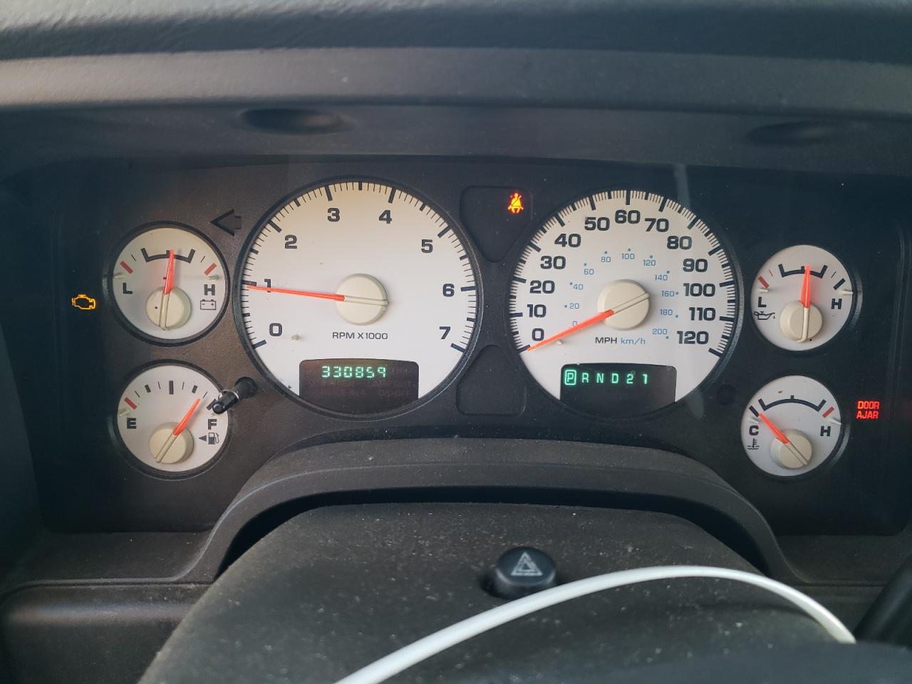 2003 Dodge RAM - Image 9