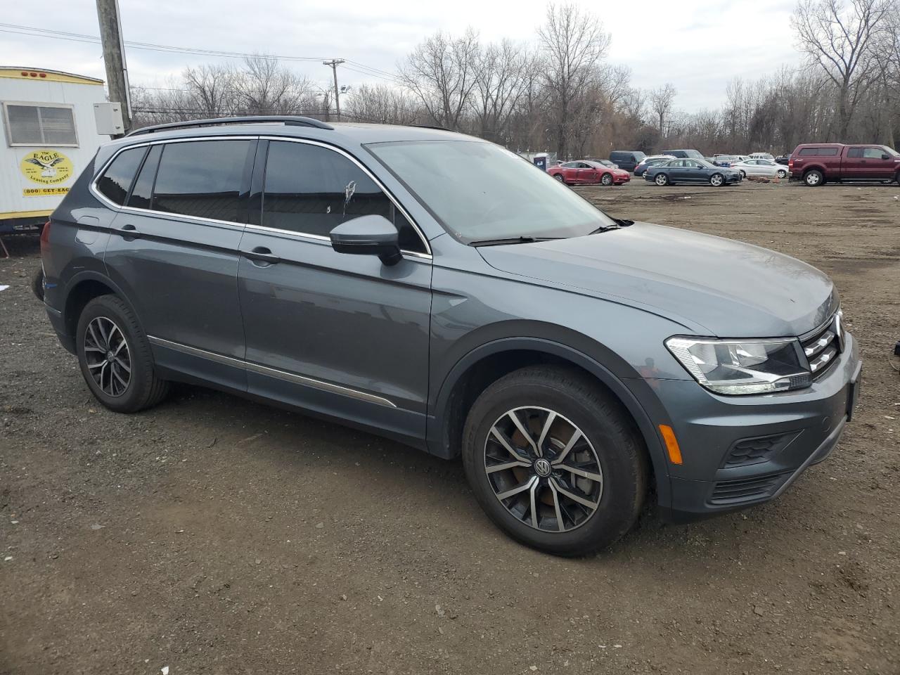 2021 Volkswagen Tiguan - Image 4