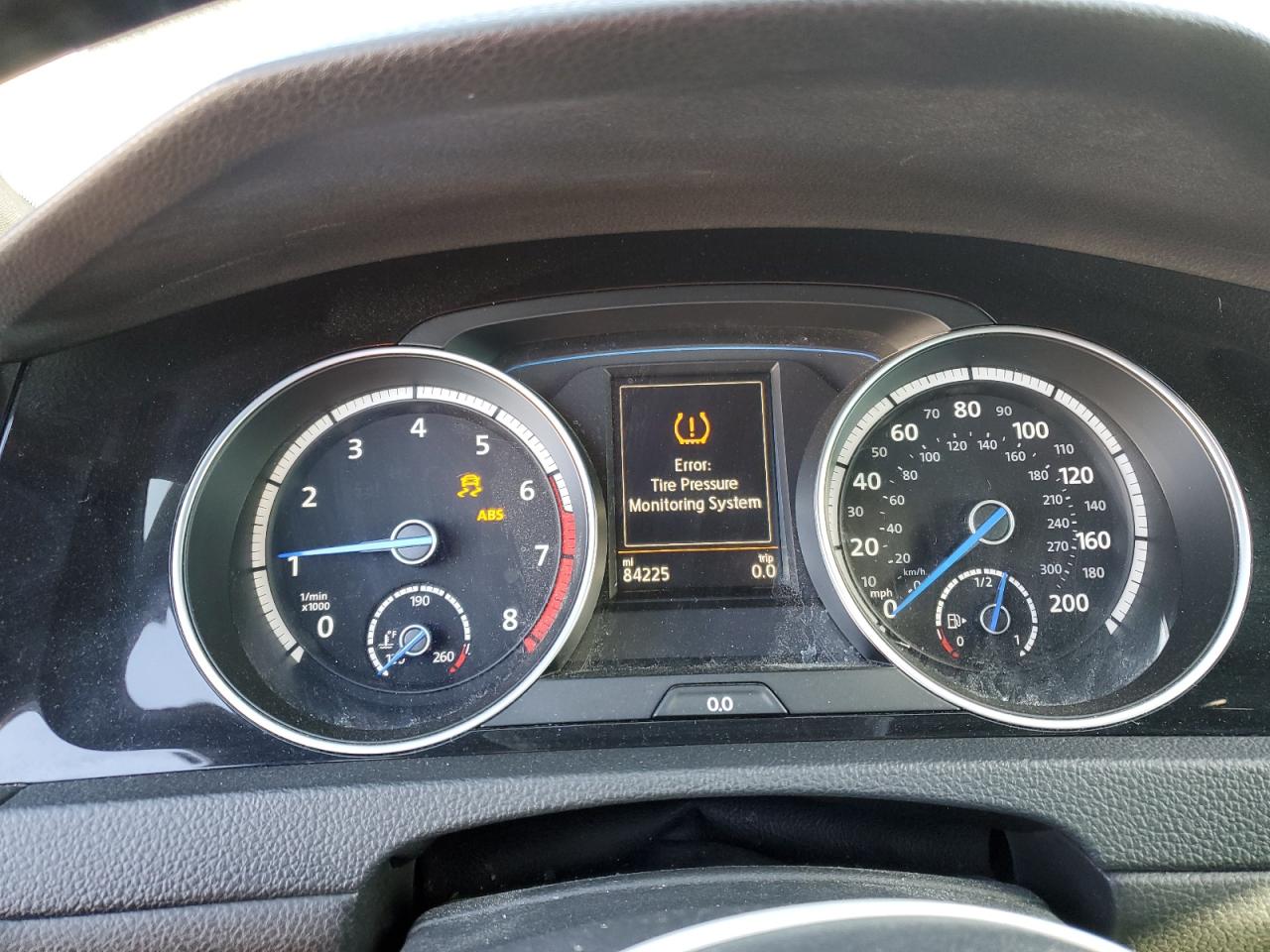 2015 Volkswagen Golf - Image 9