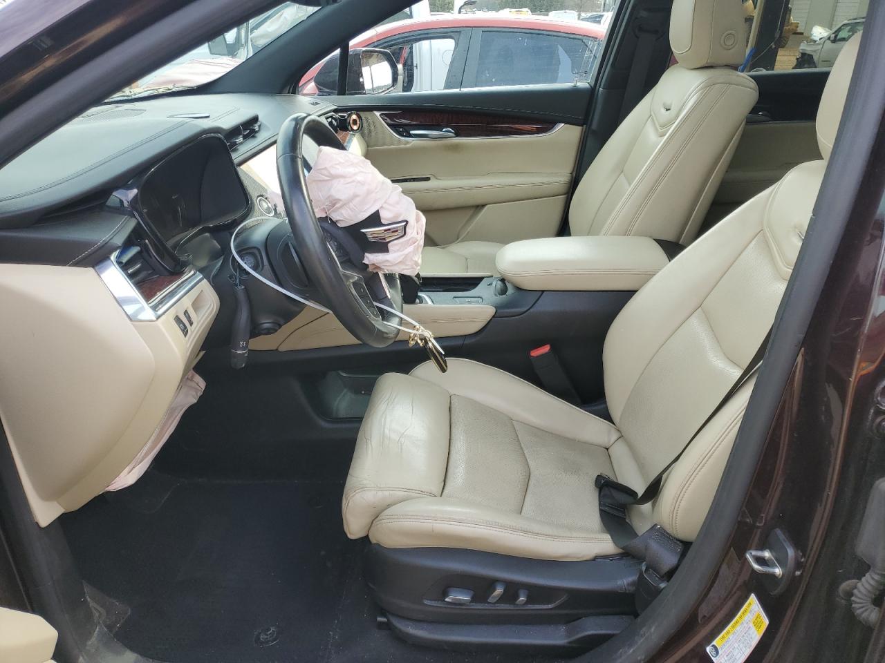 2017 Cadillac XT5 - Image 7