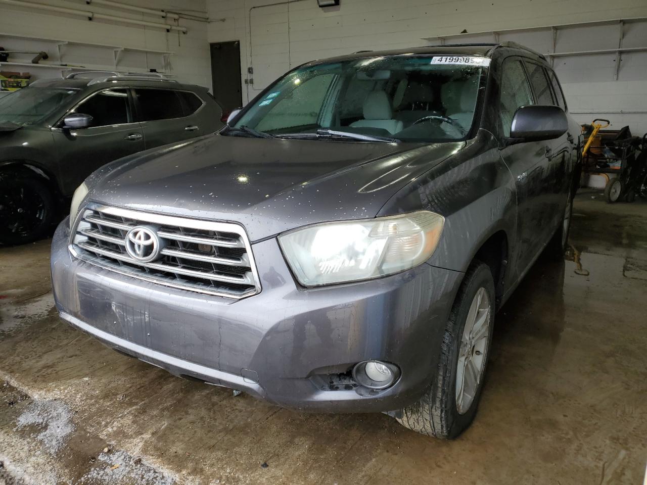 2009 Toyota Highlander - Image 1