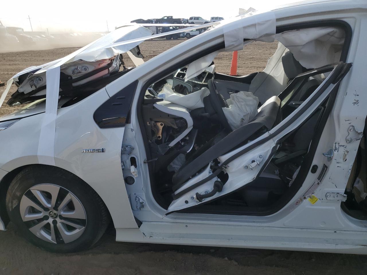 2017 Toyota Prius - Image 12