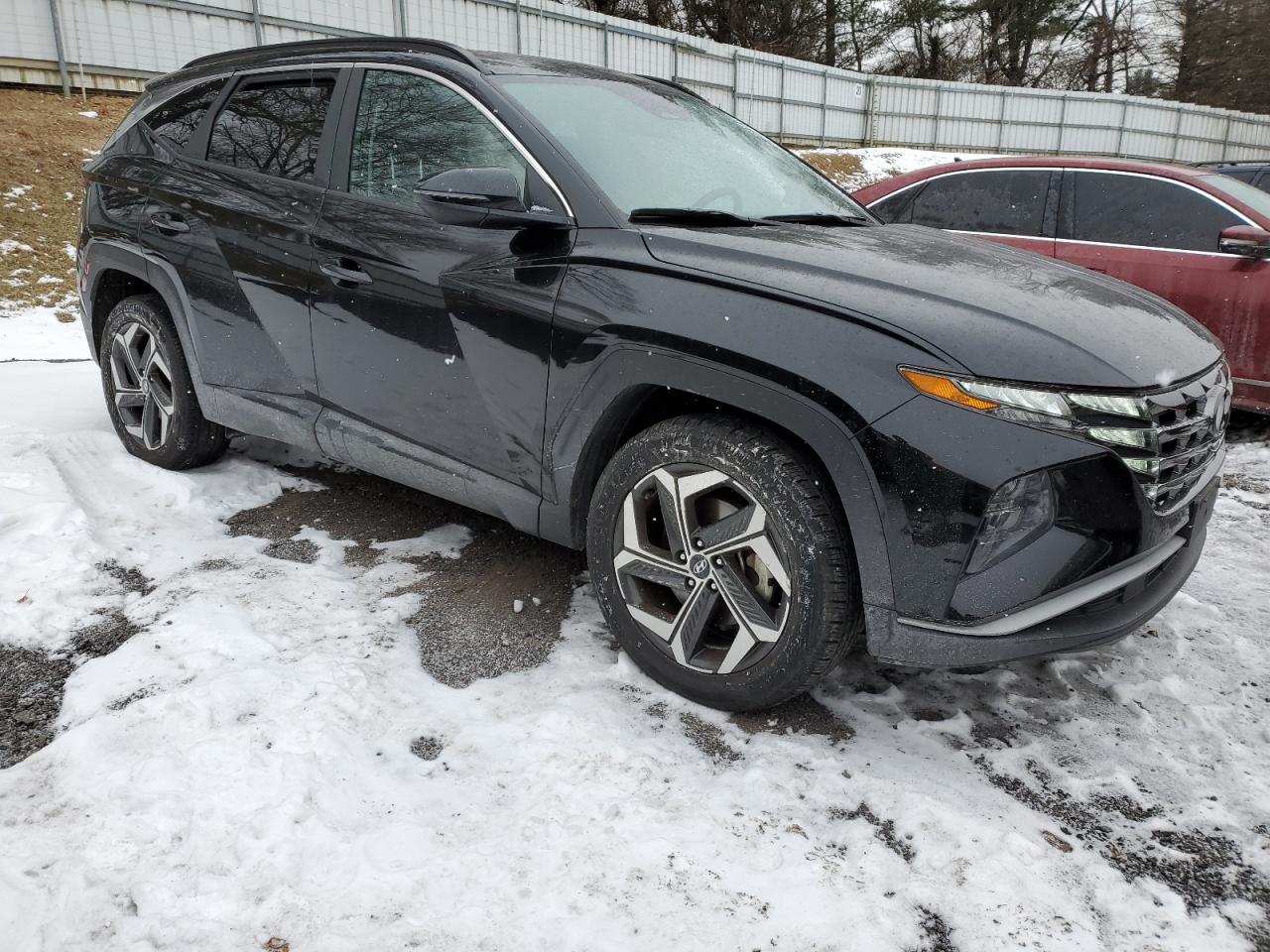 2022 Hyundai Tucson - Image 4