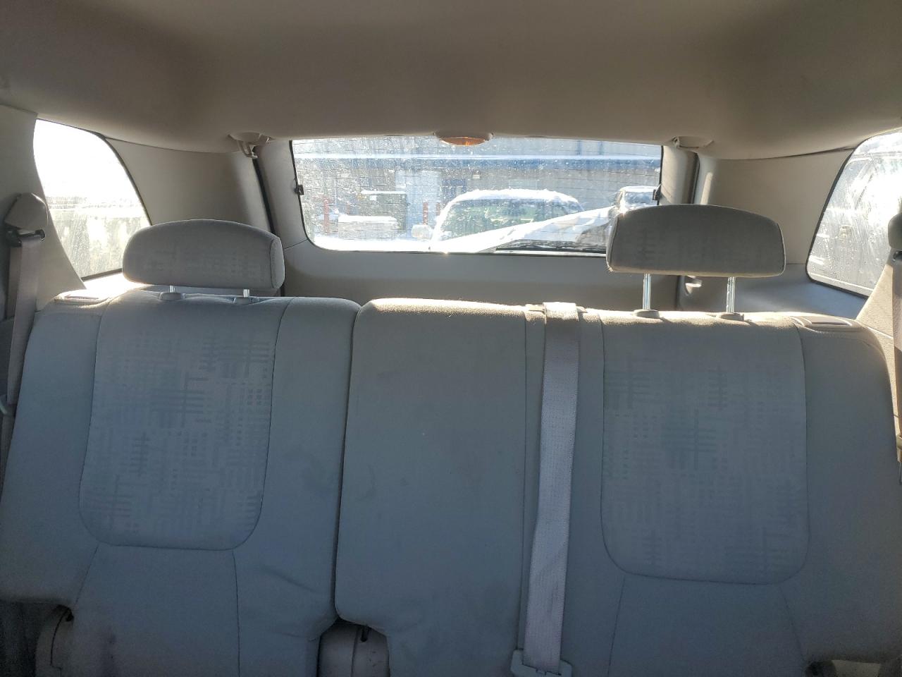 2006 Chevrolet Equinox - Image 10