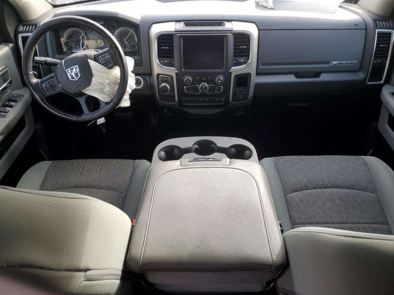 2019 RAM 1500 - Image 8