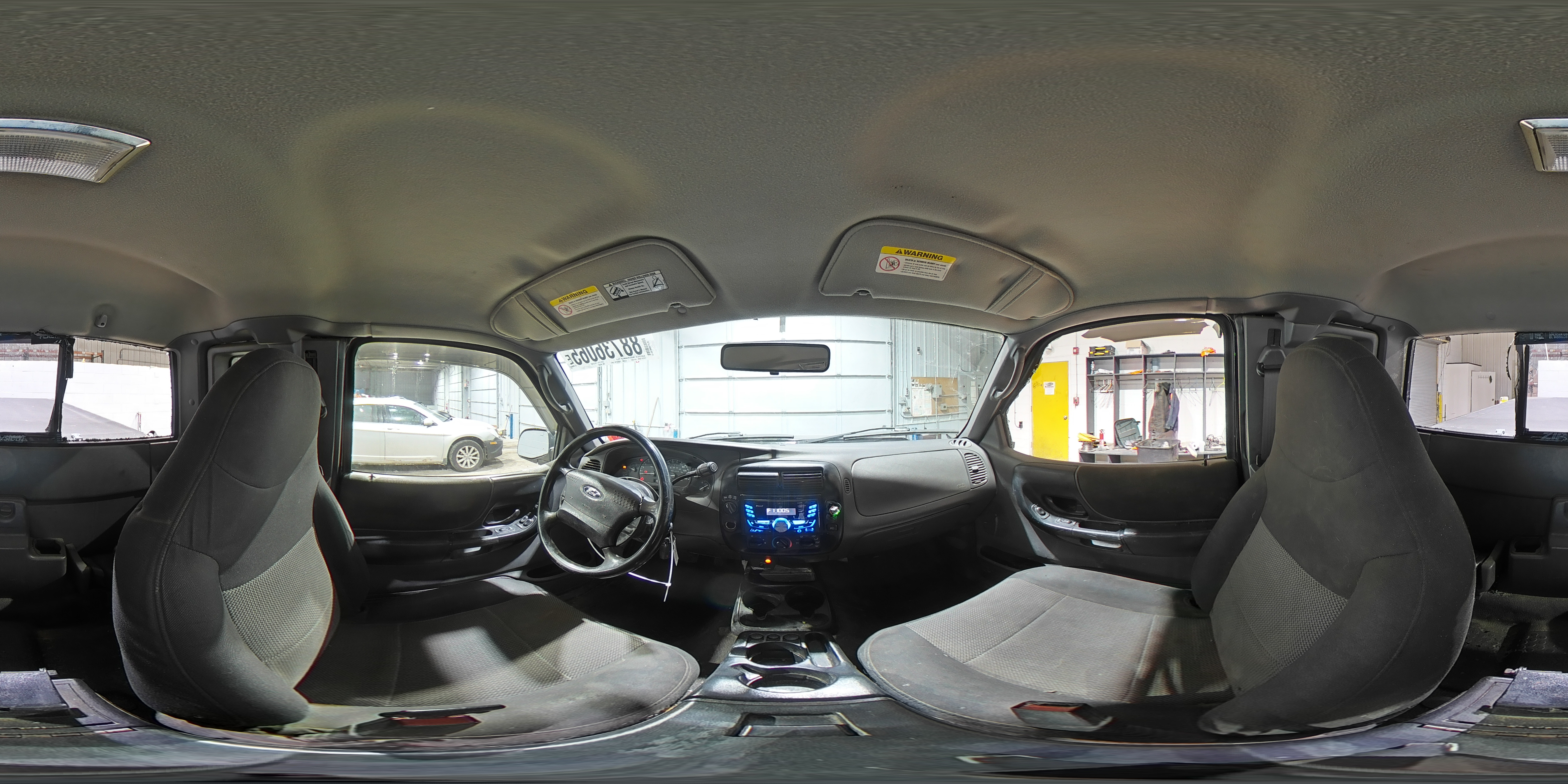 2003 Ford Ranger - Image 13