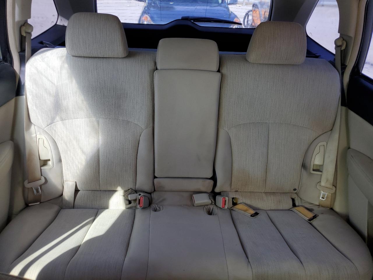 2014 Subaru Outback - Image 10