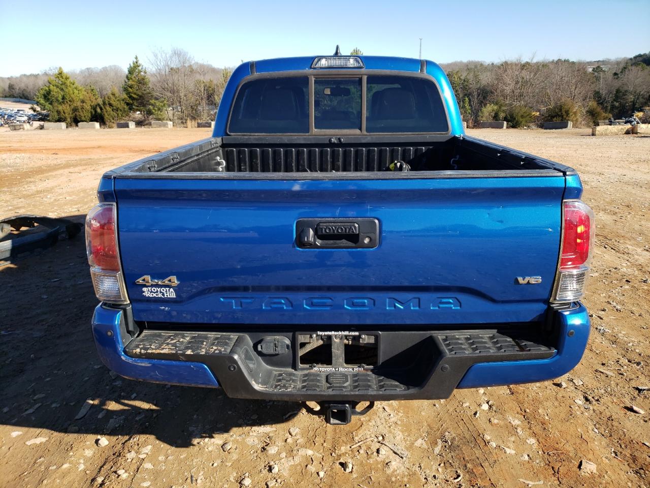 2016 Toyota Tacoma - Image 6