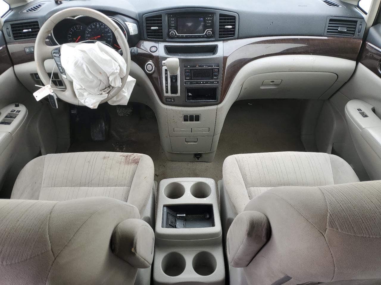 2017 Nissan Quest - Image 8