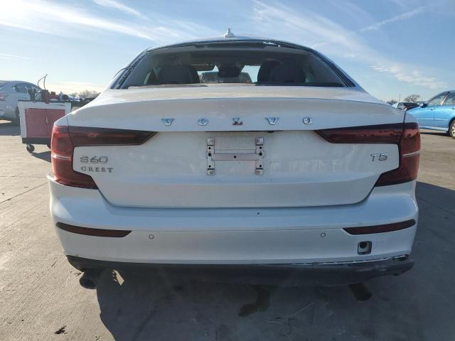 VOLVO S60 2020 Білий
