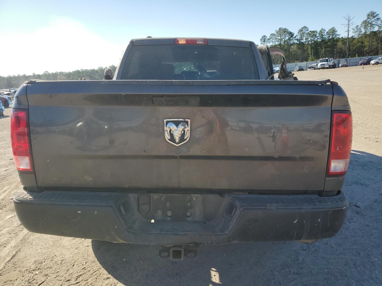 2019 RAM 1500 - Image 6