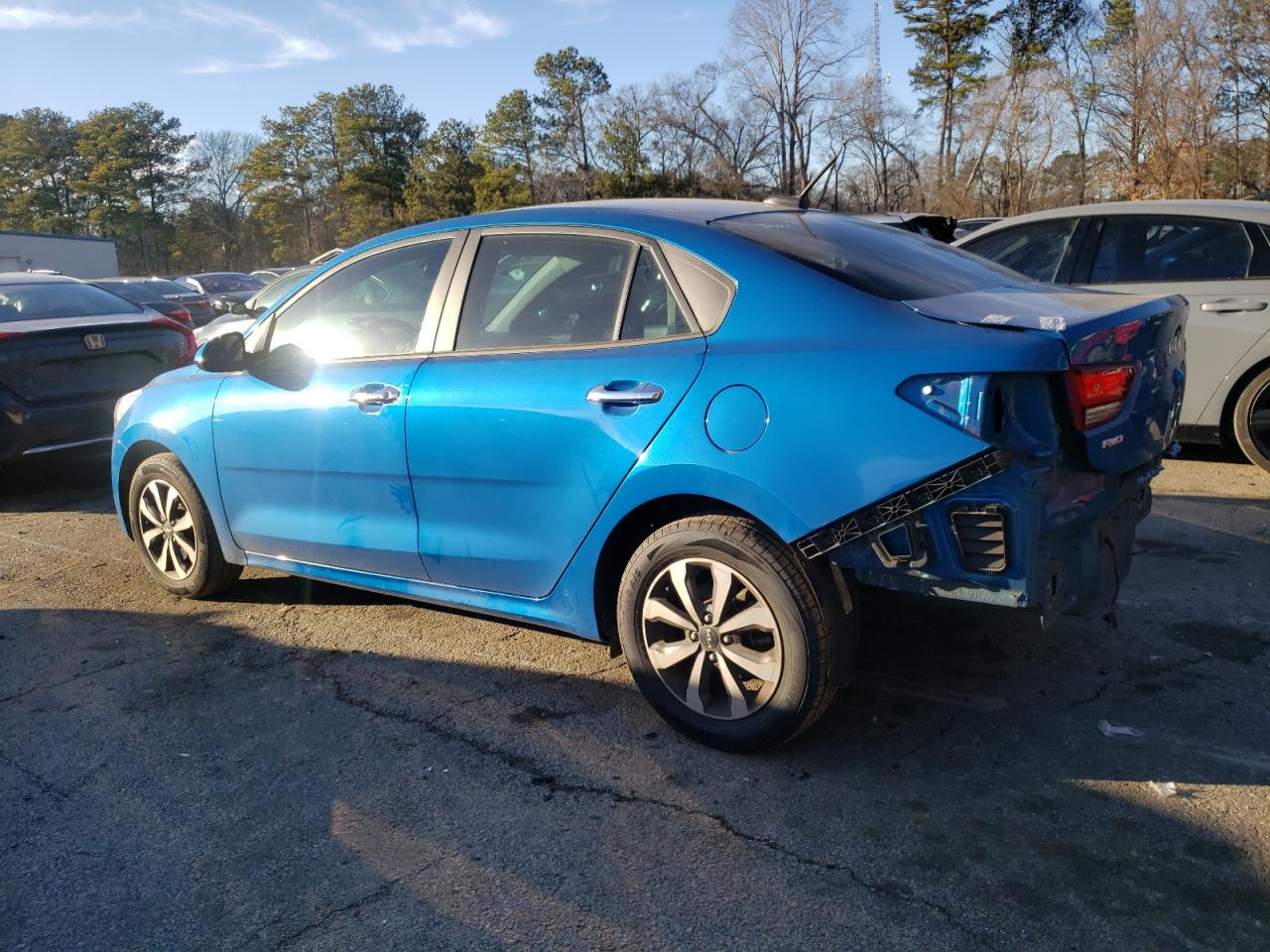 2022 Kia Rio - Image 2