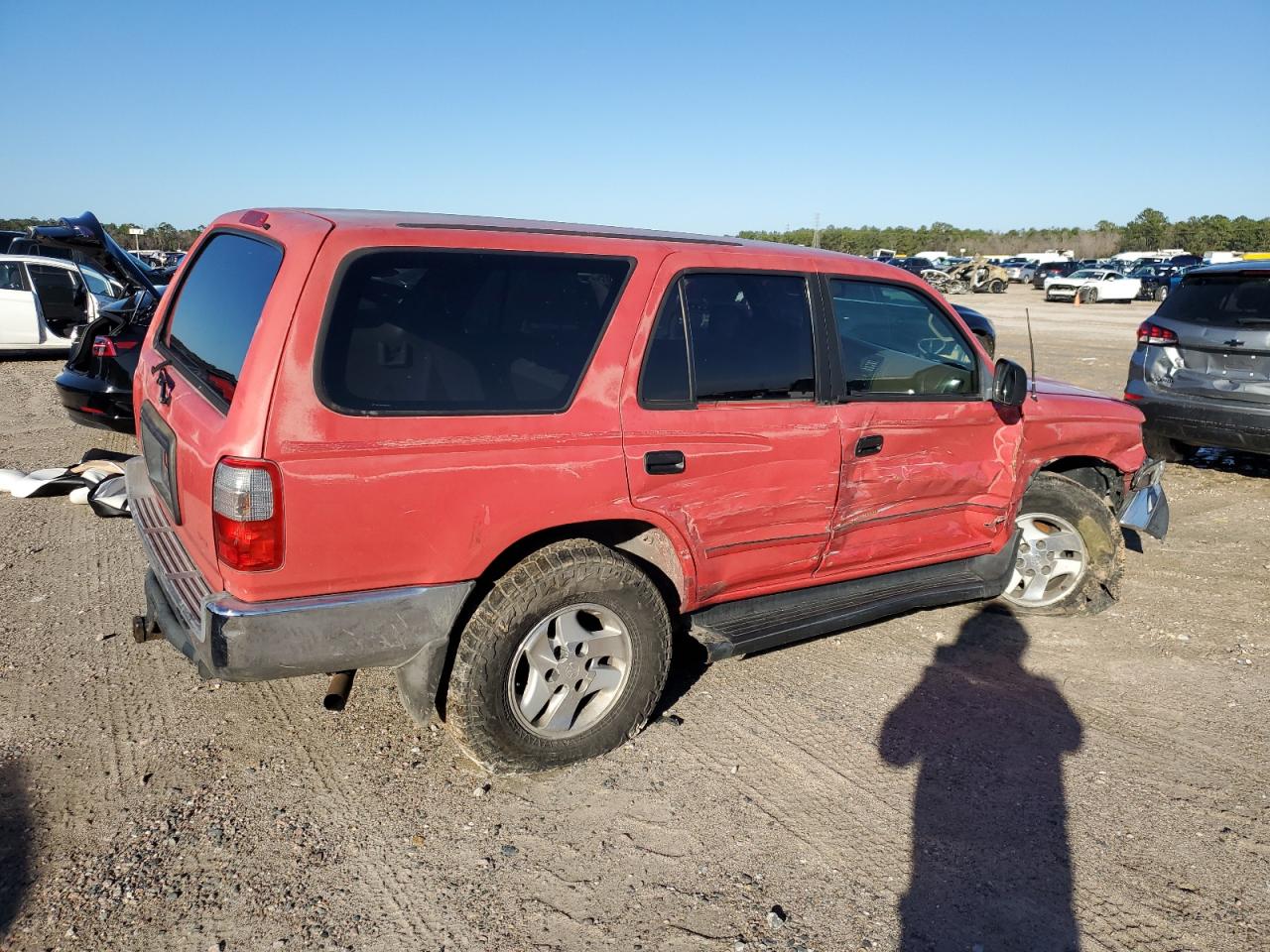 2000 Toyota 4Runner - Image 3
