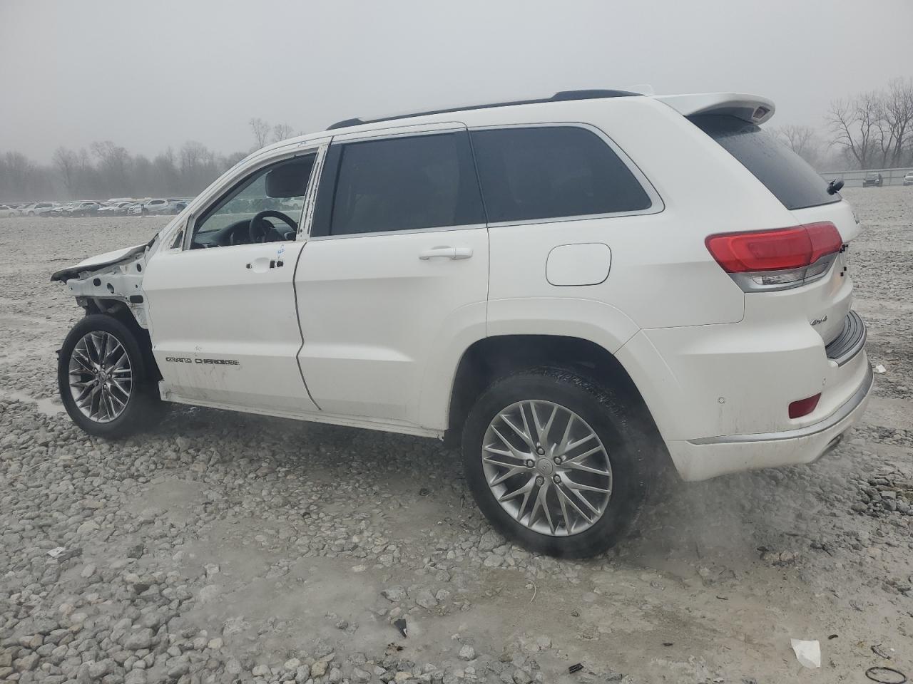 2017 Jeep Grand Cherokee - Image 2