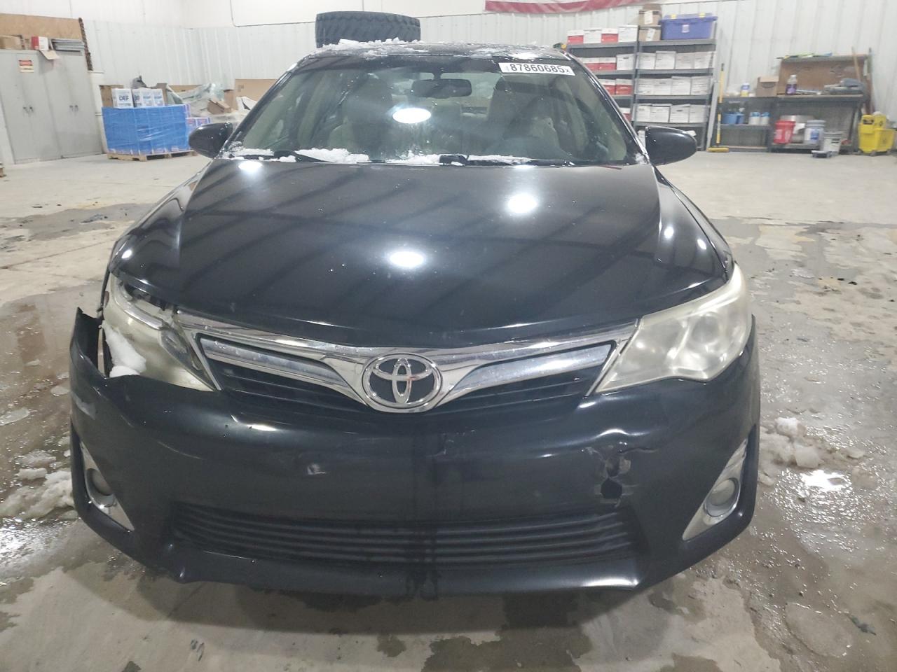 2014 Toyota Camry - Image 5