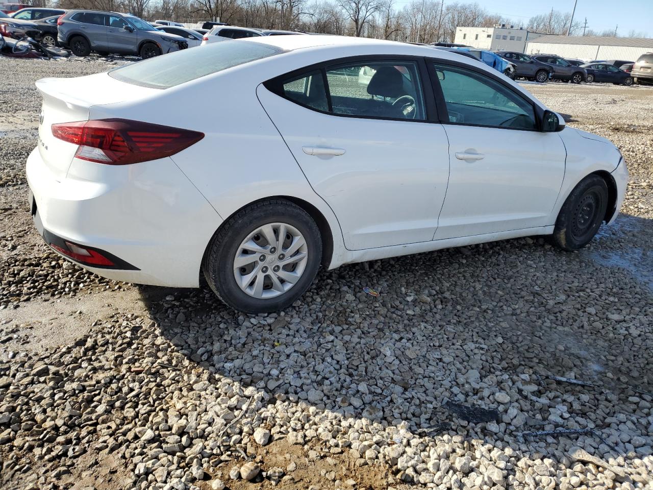 2019 Hyundai Elantra - Image 3