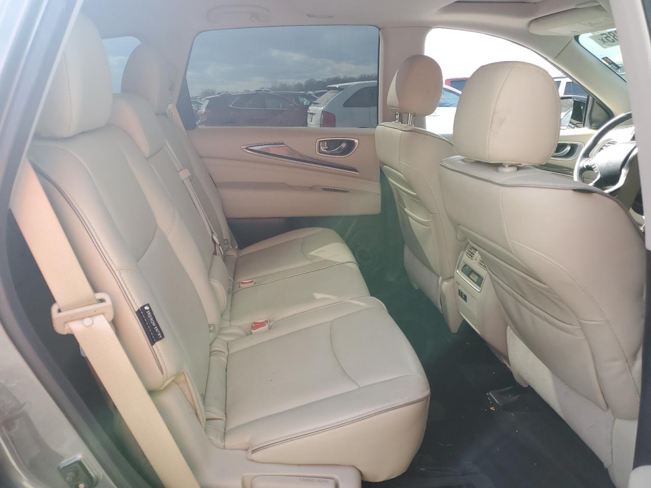 2020 Infiniti QX60 - Image 10