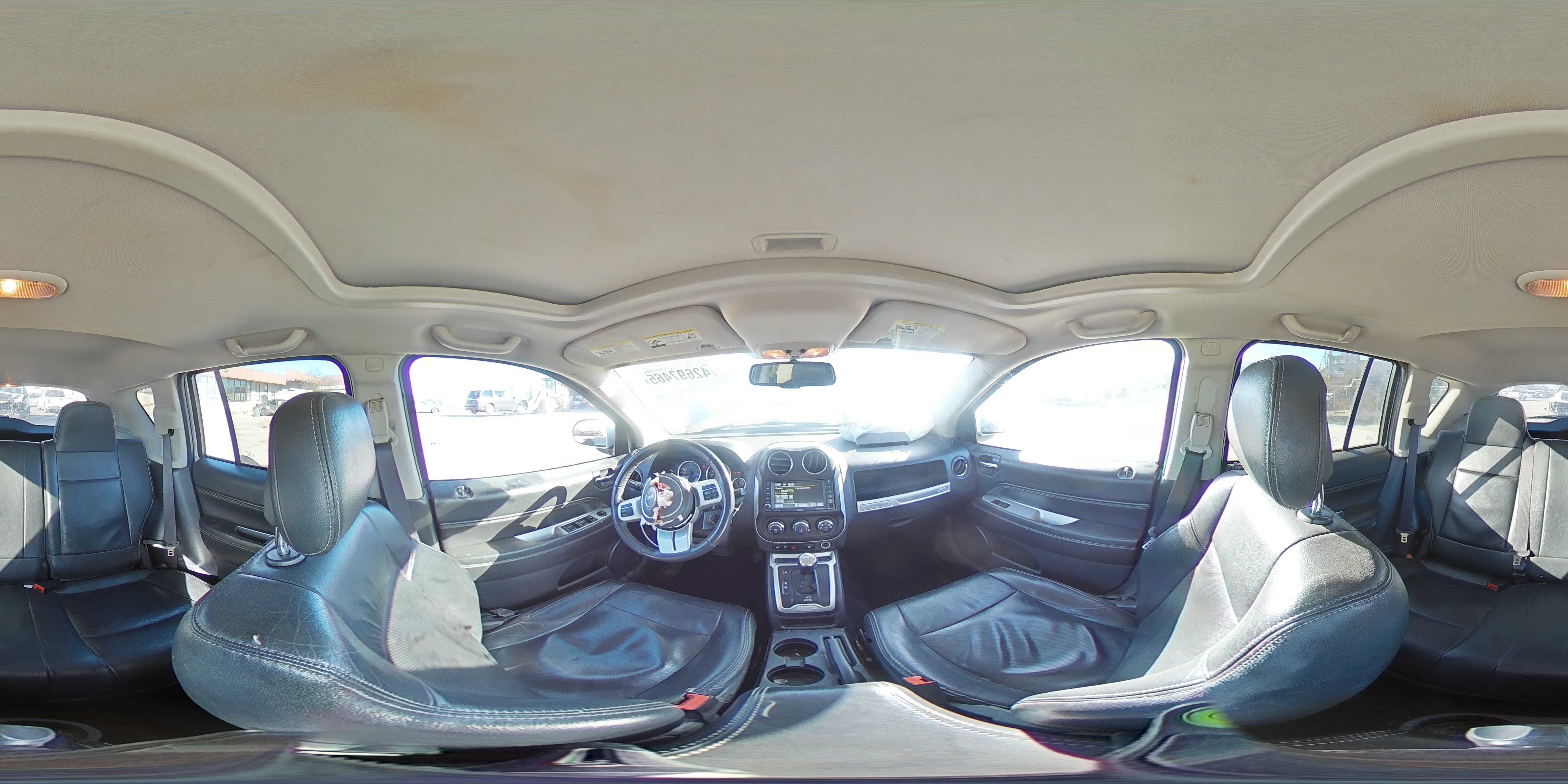 2017 Jeep Compass - Image 13