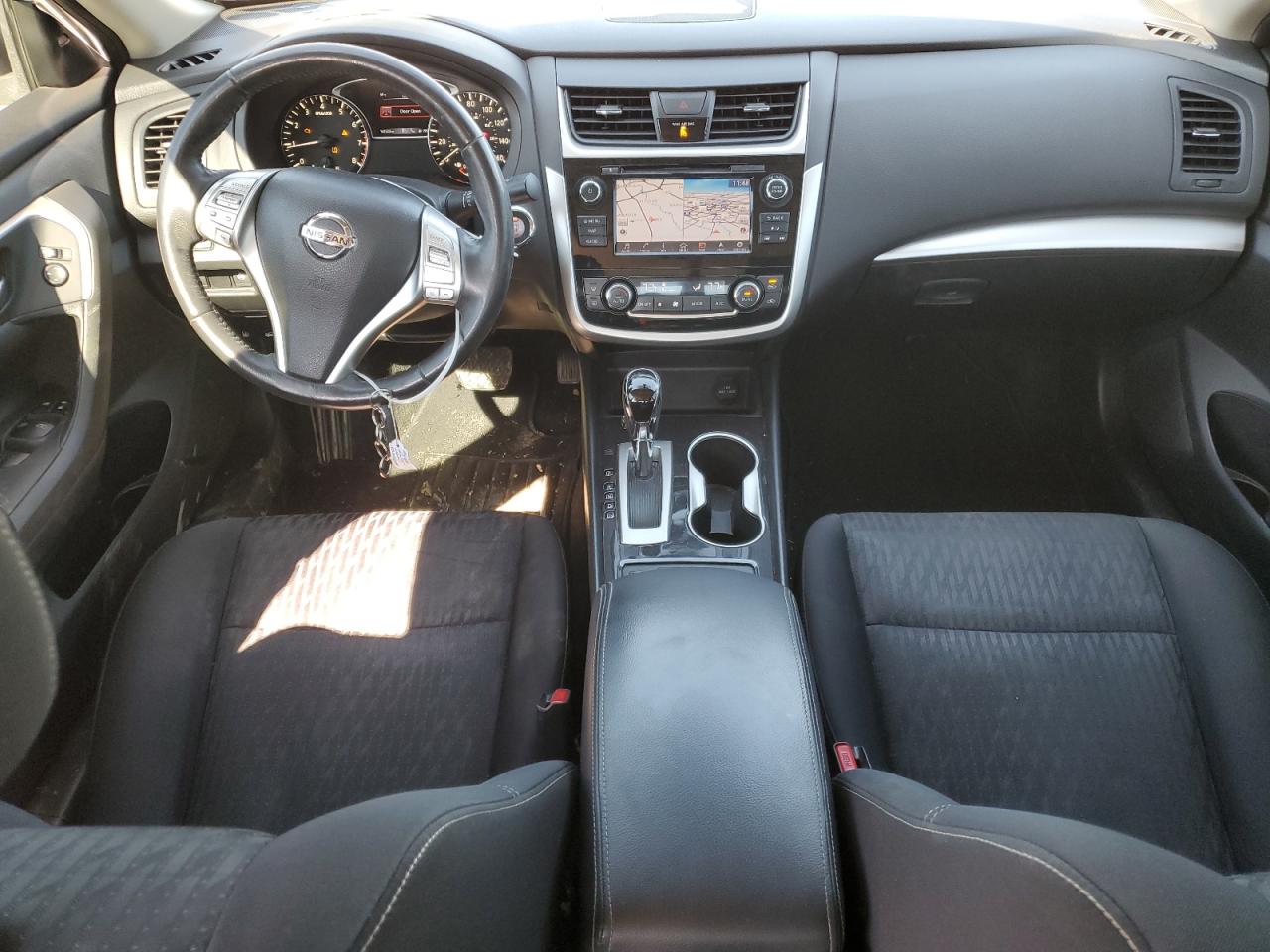 2018 Nissan Altima - Image 8