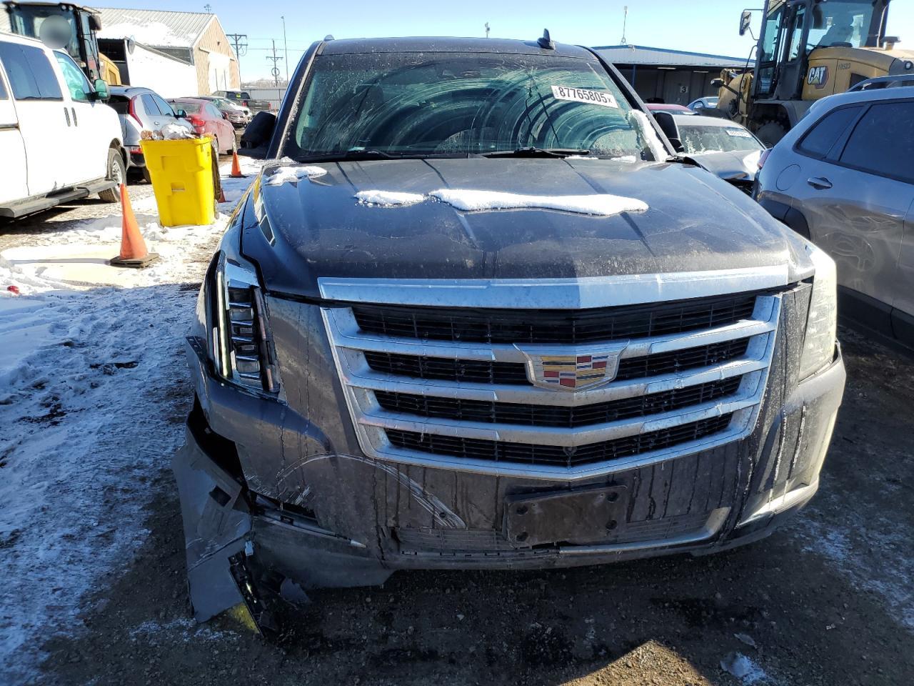 2016 Cadillac Escalade - Image 5