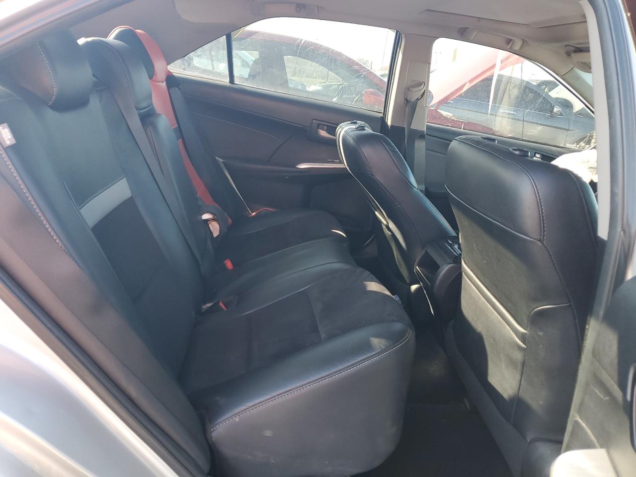 2013 Toyota Camry - Image 10