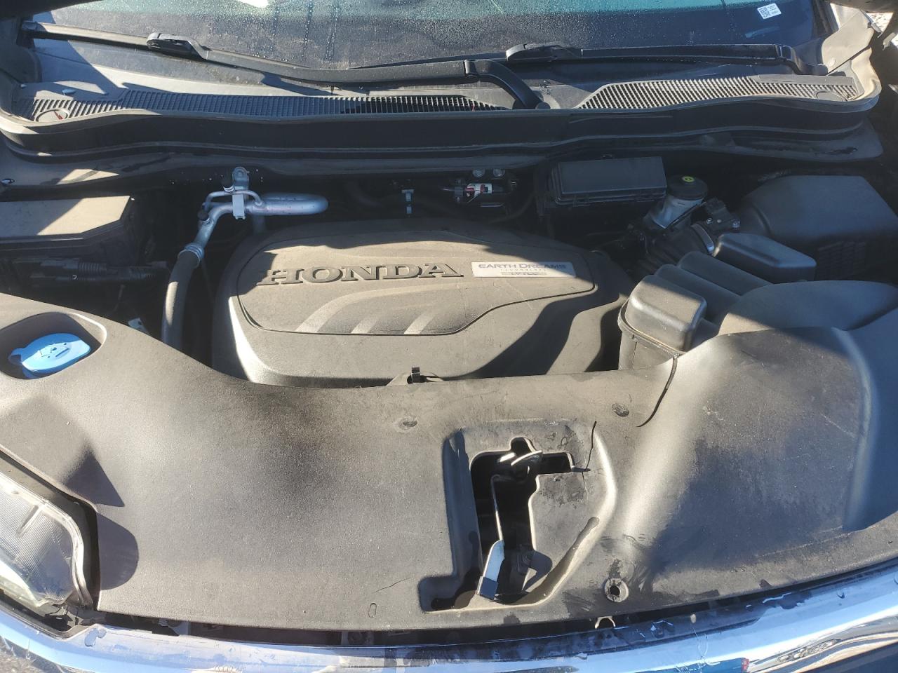 2017 Honda Pilot - Image 14