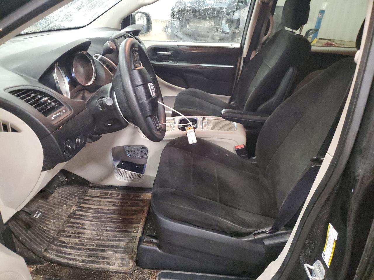 2012 Dodge Caravan - Image 7
