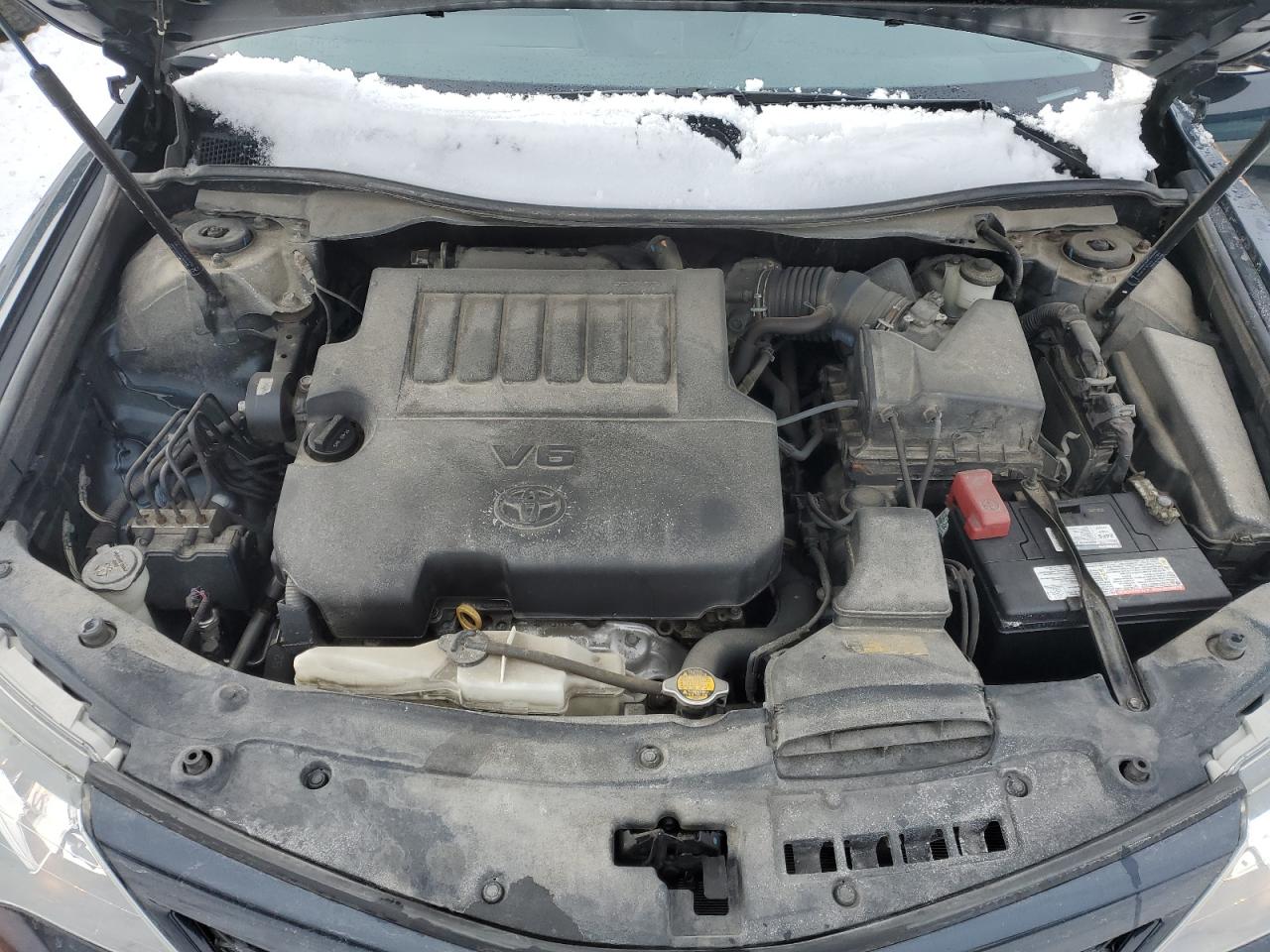 2013 Toyota Camry - Image 11