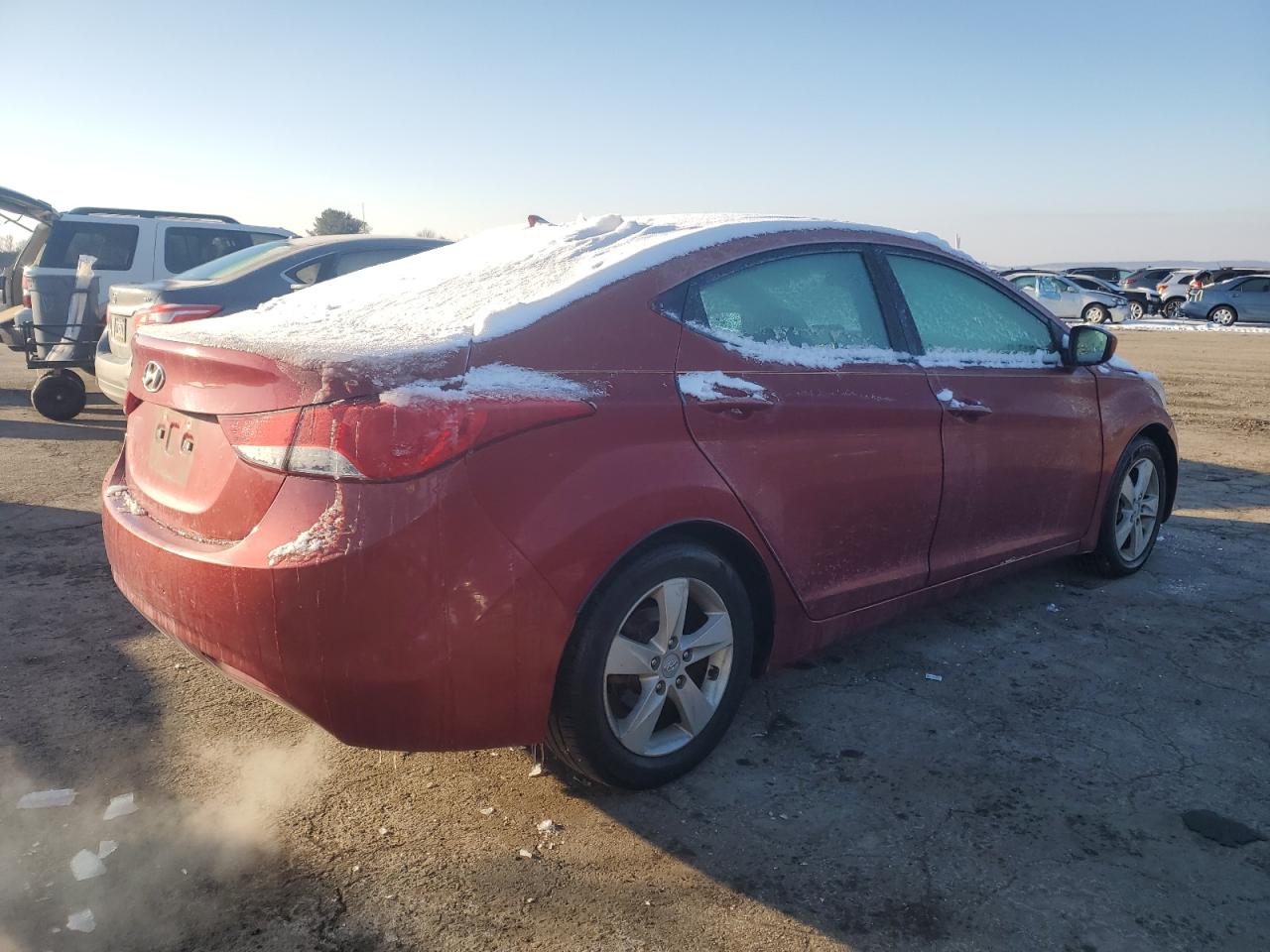 2012 Hyundai Elantra - Image 3