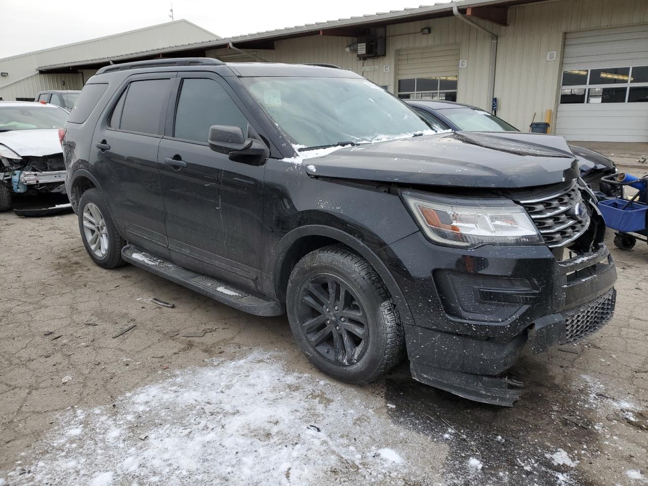 2017 Ford Explorer - Image 4